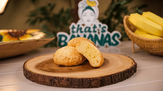 Pão De Queijo | Cheese Bread.